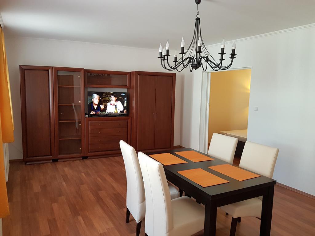 Apartman Kaszas Central Mosonmagyaróvár Eksteriør billede